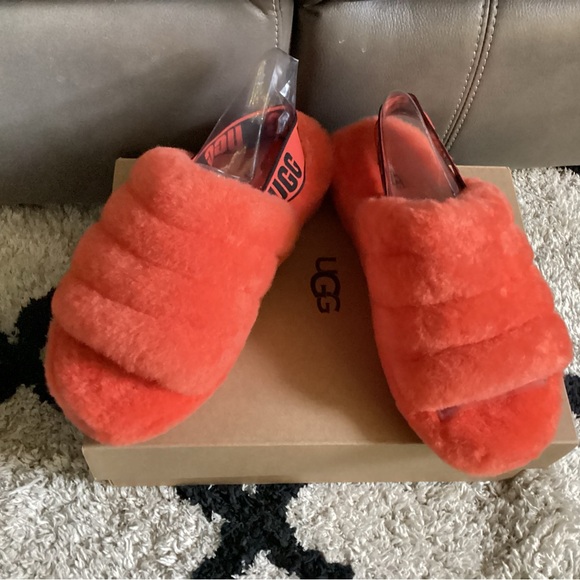 Authentic UGG Yeah Fluff Slides Orange size 7 - Picture 3 of 11